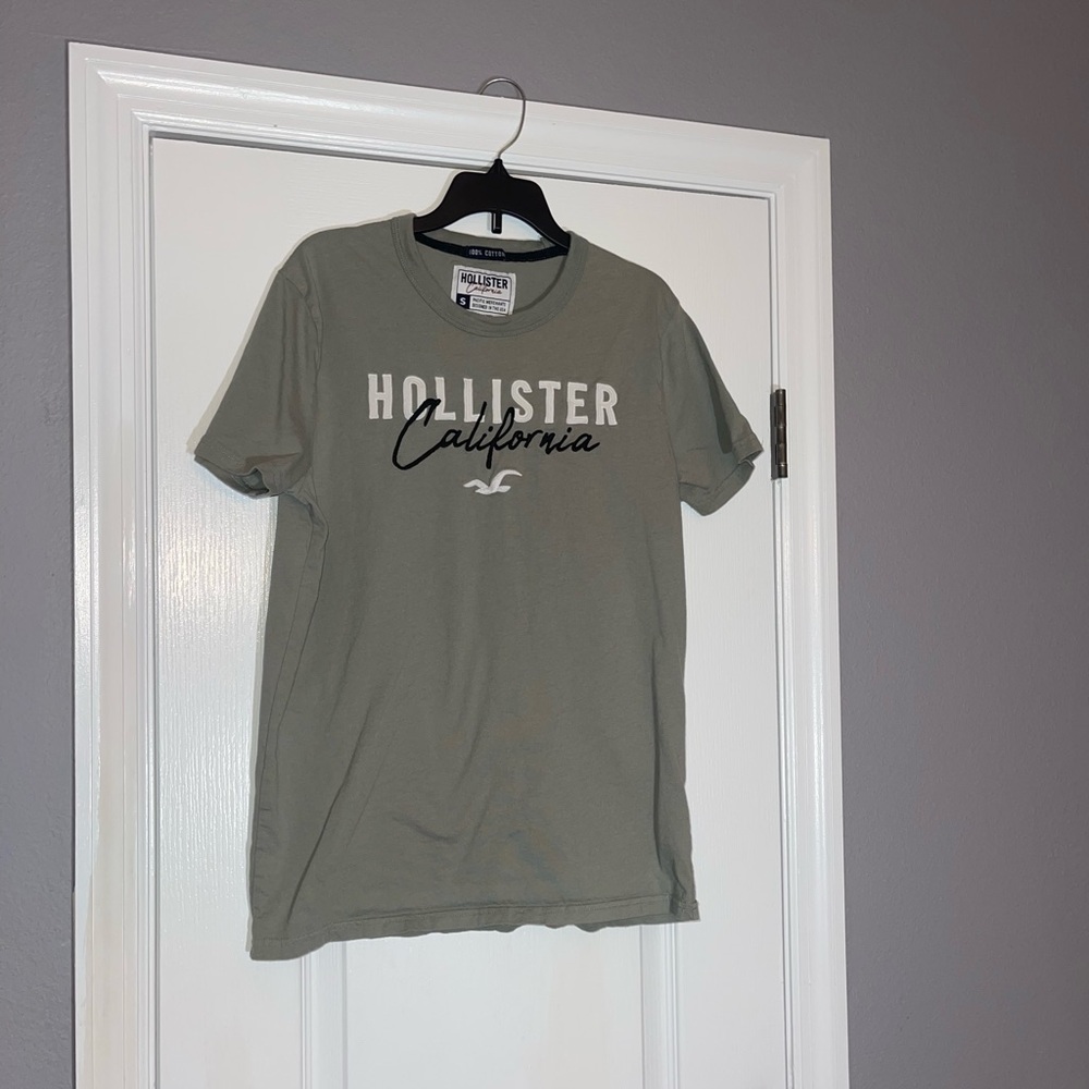 Hollister Olive Tee with Script Logo